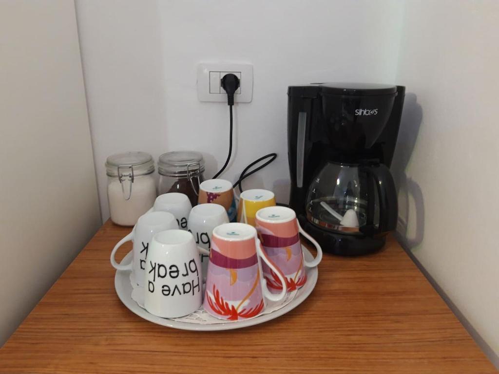 Artist s Apartment photo