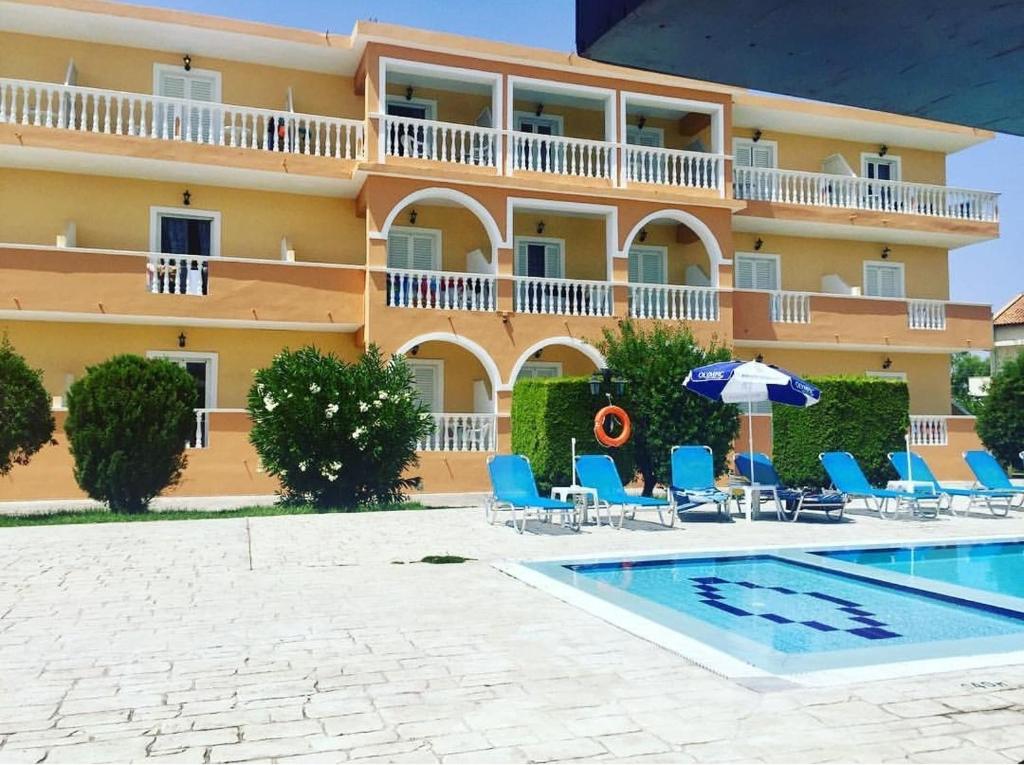 Derekas studios & apartments photo