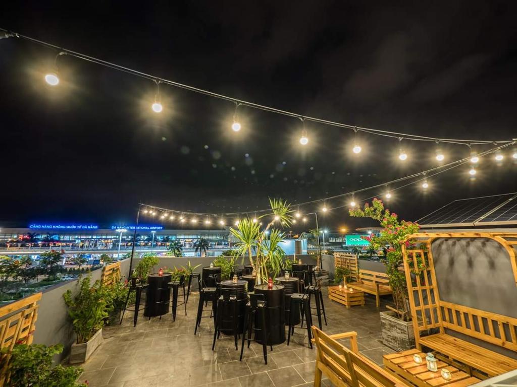 Balcony/terrace, Wings House in Da Nang