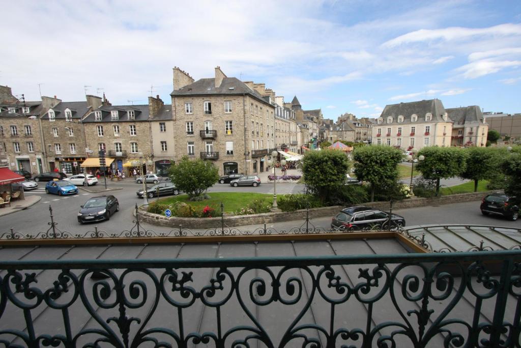 ibis Styles Dinan Centre-Ville (ex ibis) photo