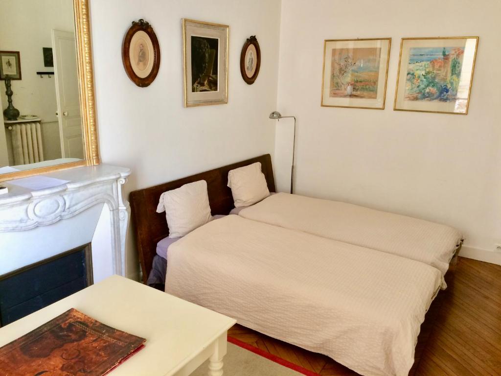 Charming bedroom - 5