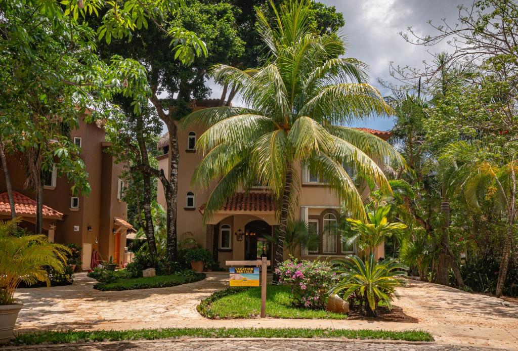 Casa Cascada - 3 BDRM house for 6, close to the beach - 2