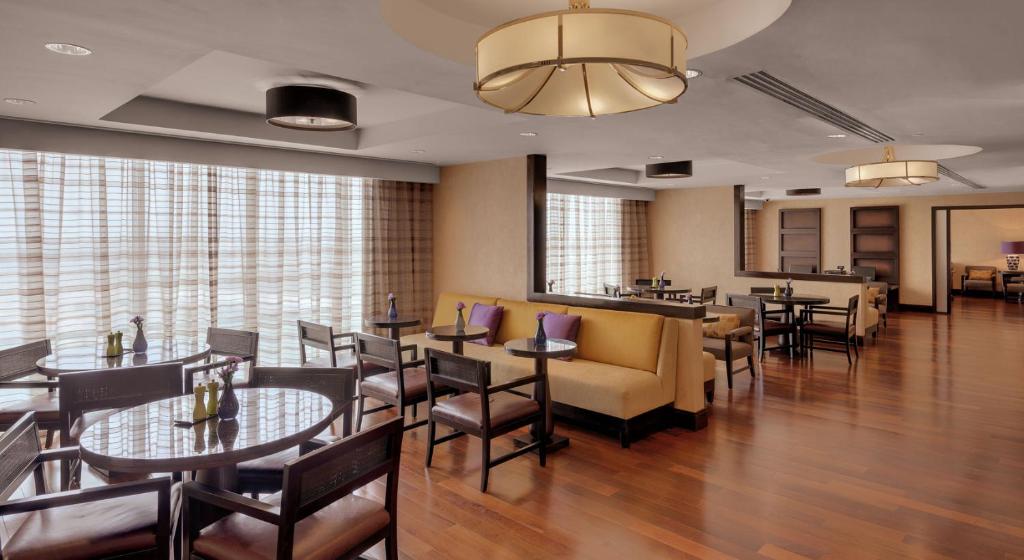 Bar/lounge