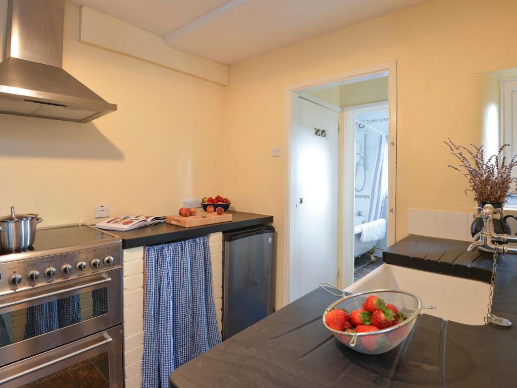 12 Victoria Terrace photo 6