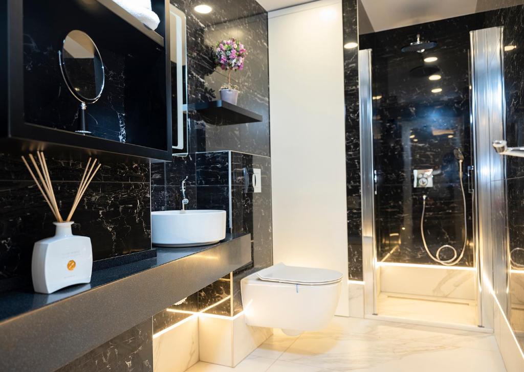 Luxury Apartment Mr. Perfect photo