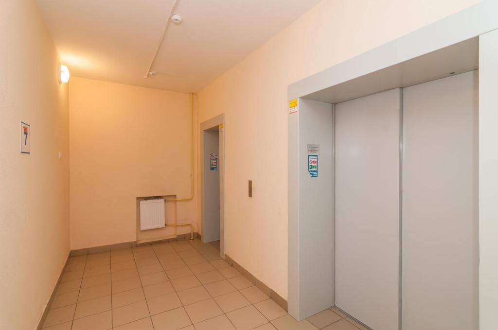 Apartment On Шоссе Космонавтов 86а photo