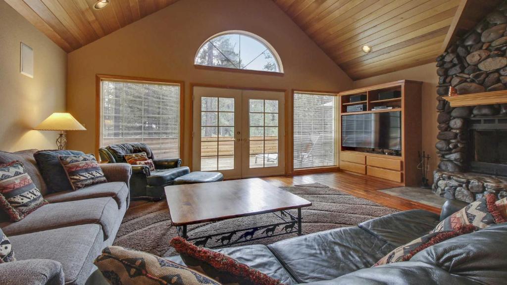 Mt. Hood 06, Sunriver