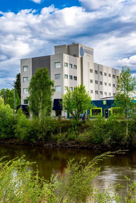 ブリッジウォーター ホテル、トレードマーク コレクション バイ ウィンダム、フェアバンクス (Bridgewater Hotel, Trademark Collection by Wyndham) 外観