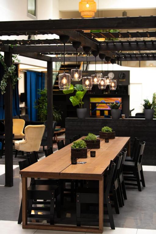 Bar/lounge, Hotell Kvarntorget in Uppsala