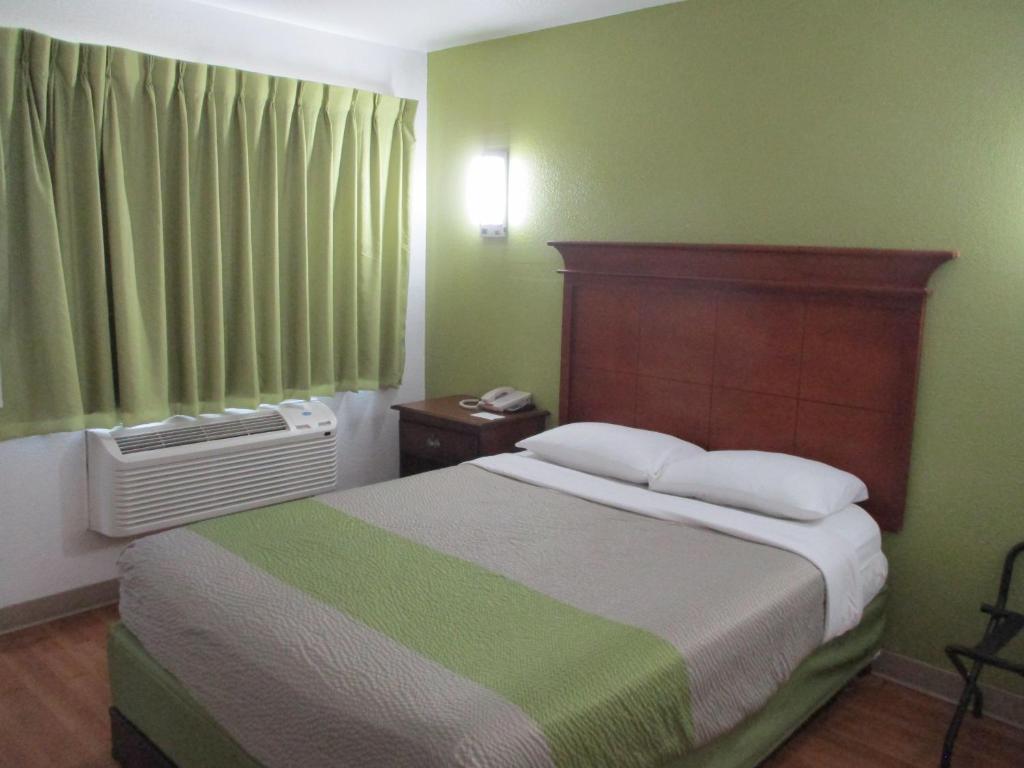Motel 6-Meridian, MS photo