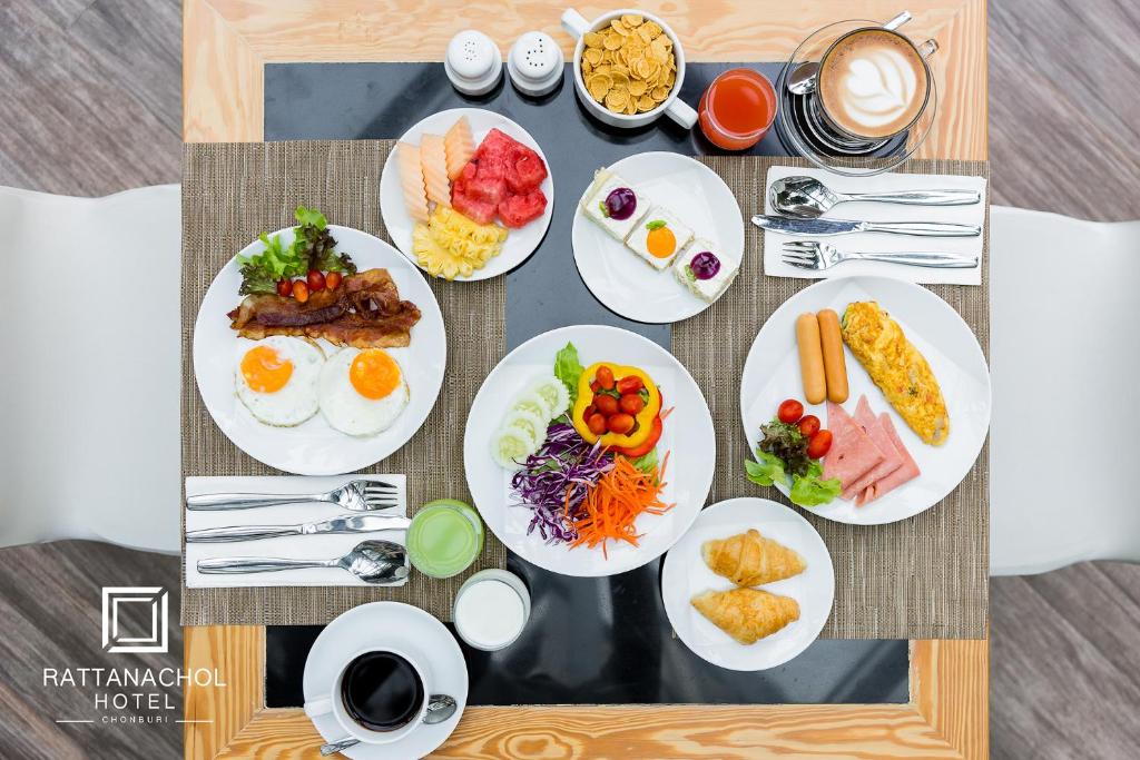 อาหารและเครื่องดื่ม