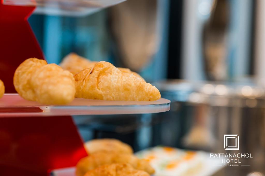 อาหารและเครื่องดื่ม