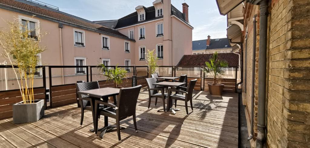HOTEL &amp; SPA Le Renard Centre — Hotel in Chalons-en-Champagne