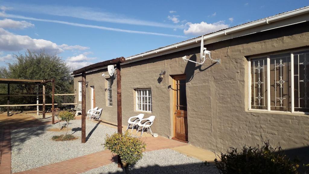 Die Hok Self Cater Units and Camping — Hotel in Calvinia