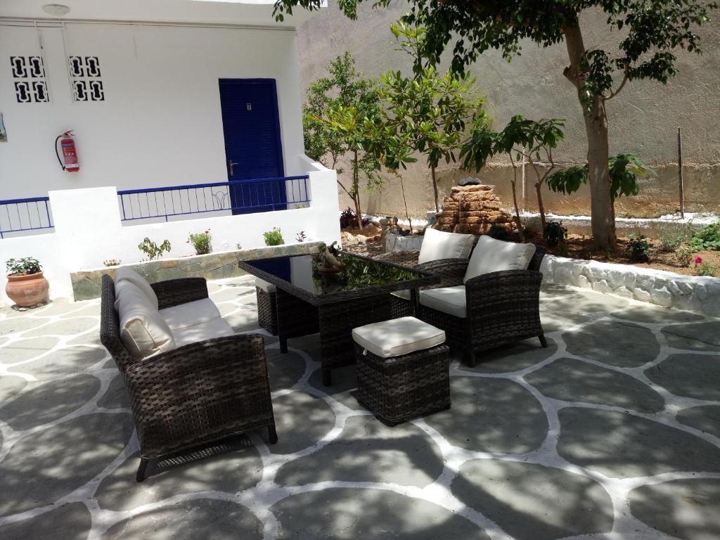Hotel Poulakis — Hotel in Skala