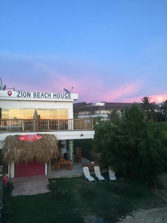 Zion Beach House photo