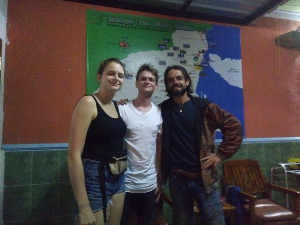 Mango Tree Homestay & Ijen Tour photo