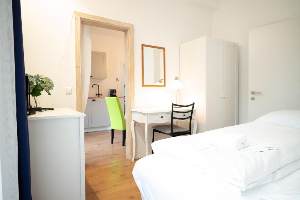 Living Eden by we rent photo