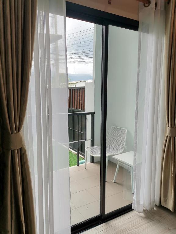 Balcony/terrace, M.I.N.D. Villa in Chiang Mai