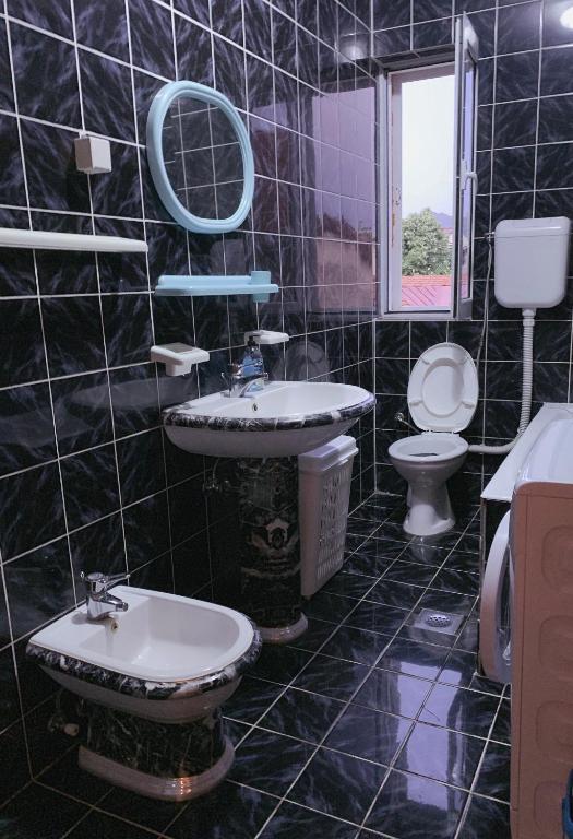Hostel Holiday Cetinje photo