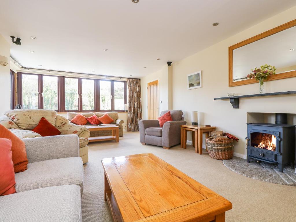 Carne Mill, Saint Anthony-in-Meneage photo 2