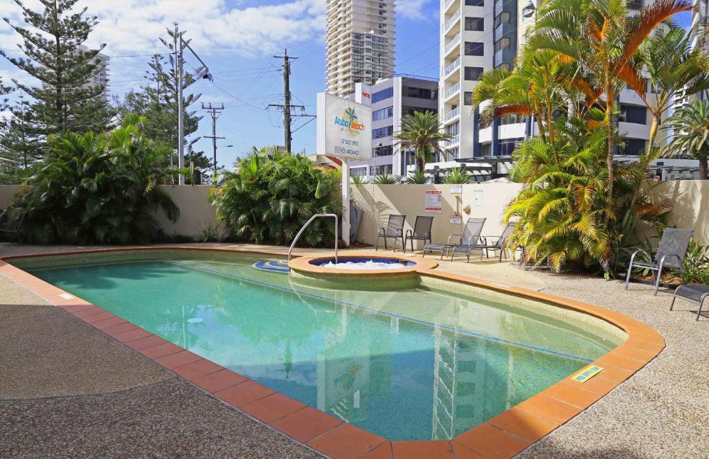 スイミングプール