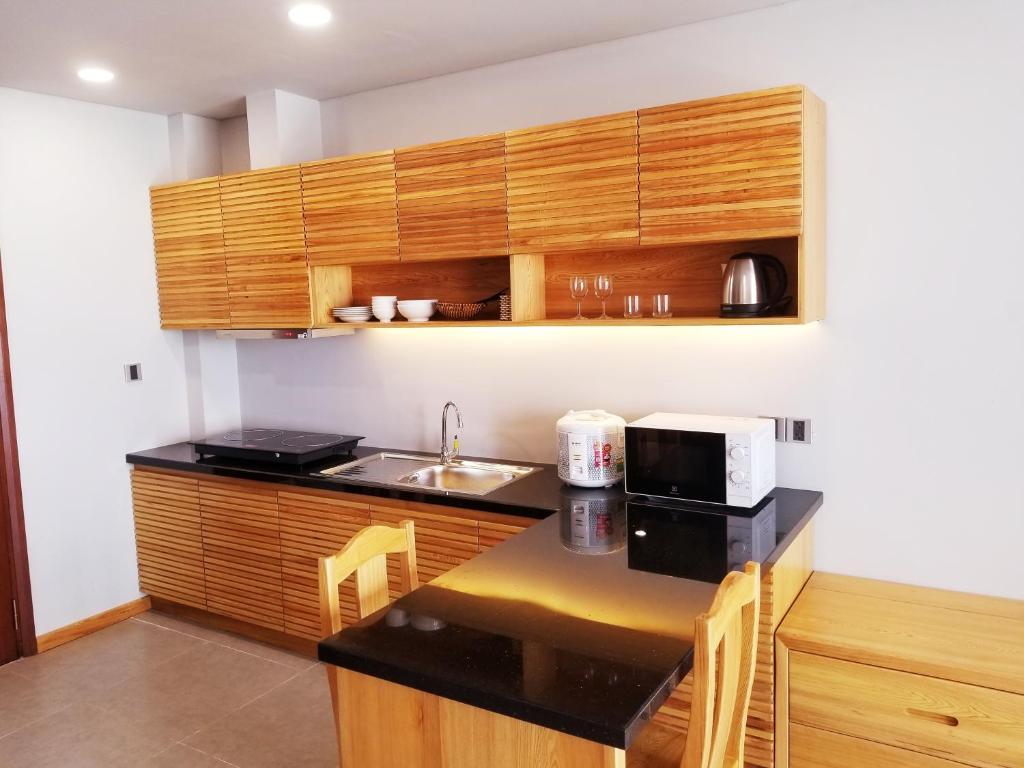 Infinity Pool – 5 min walk to beach – Sekong Apartment