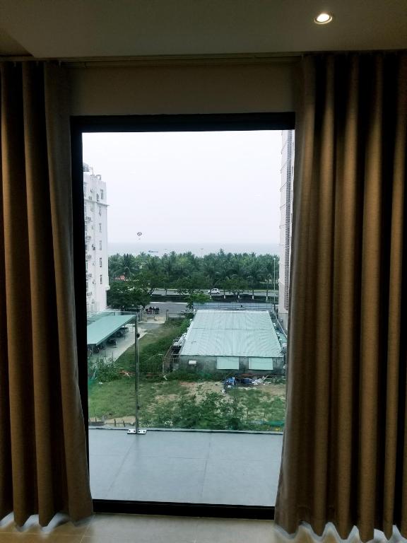 Infinity Pool &#8211; 5 min walk to beach &#8211; Sekong Apartment