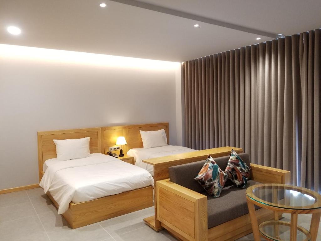 Infinity Pool - 5 min walk to beach - Sekong Apartment photo