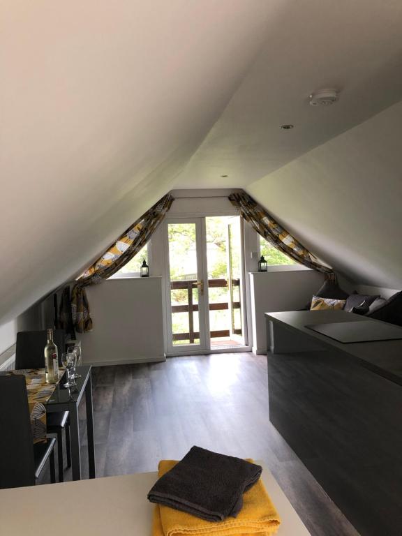 The Tree House — Hotel in Inverness