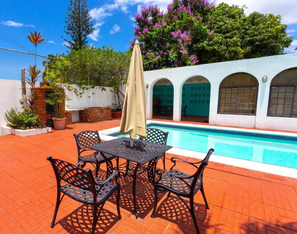 2 BR on Private Estate photo