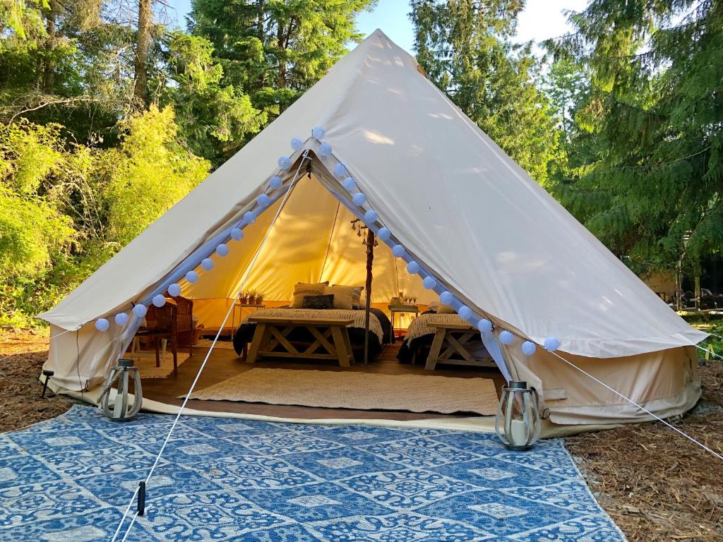 The Happy Bell Tent photo