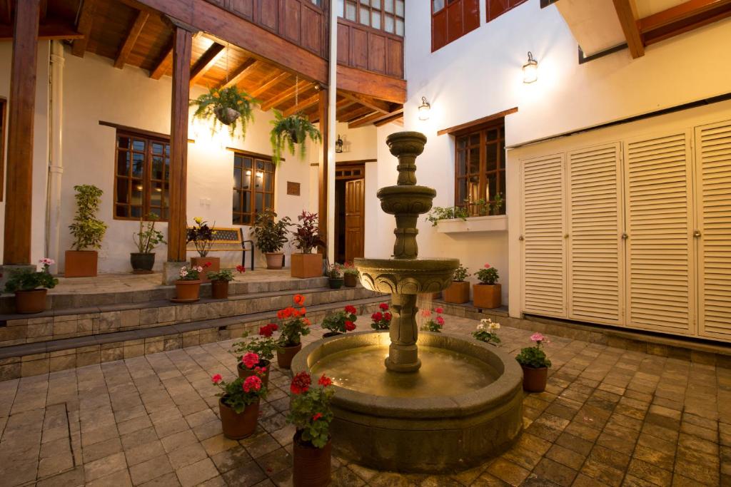 Quito Apartments for Rent, Ecuador price from 23
