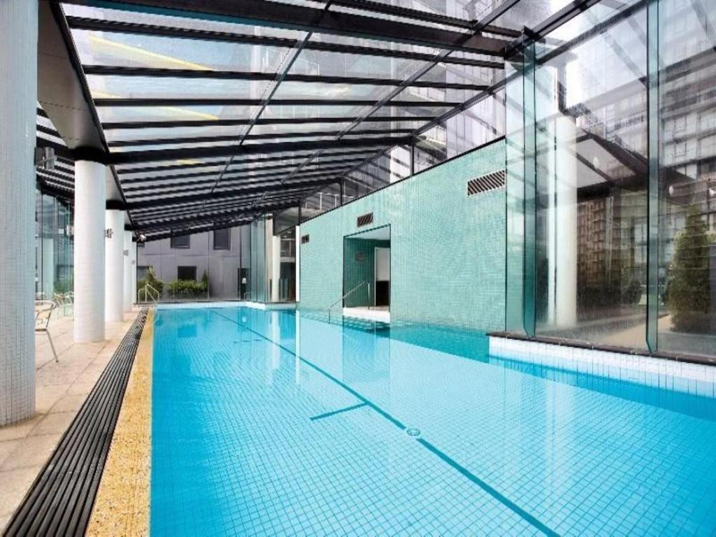 ReadySet Apartments at City Tower photo