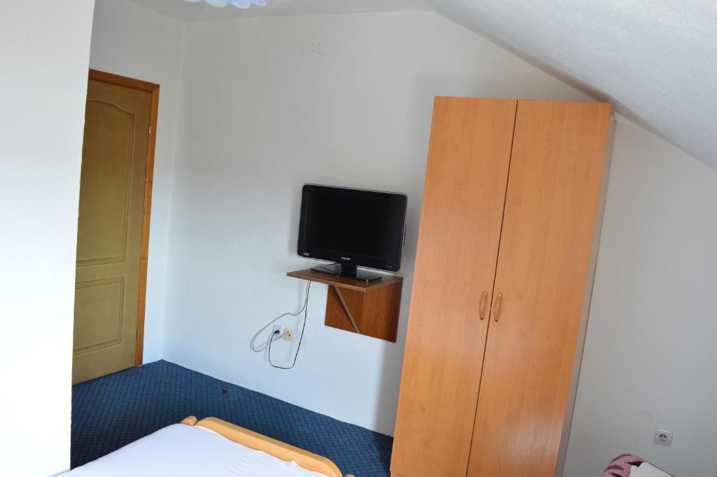 Motel Signal - 2