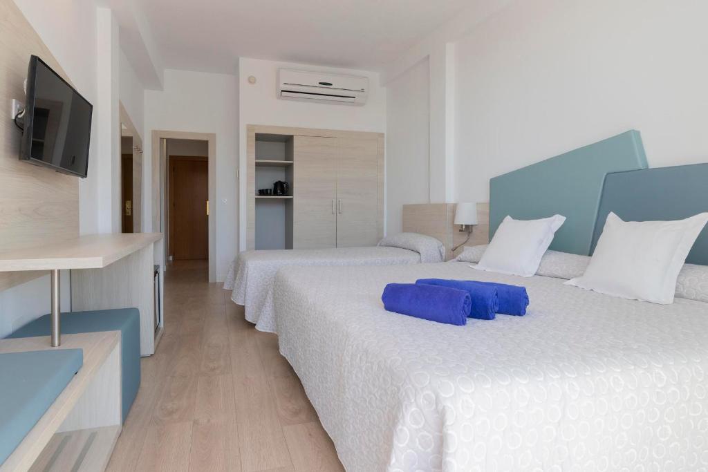Hotel Palia Las Palomas — Hotel rooms in Torremolinos, Andalusia