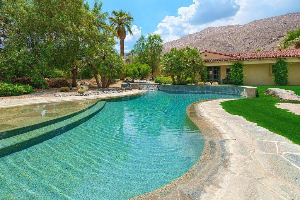 233 West Crestview Drive, Palm Springs. 