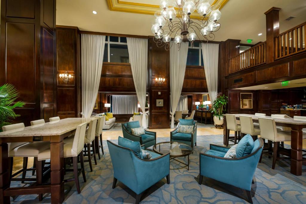 The Shores Resort & Spa photo