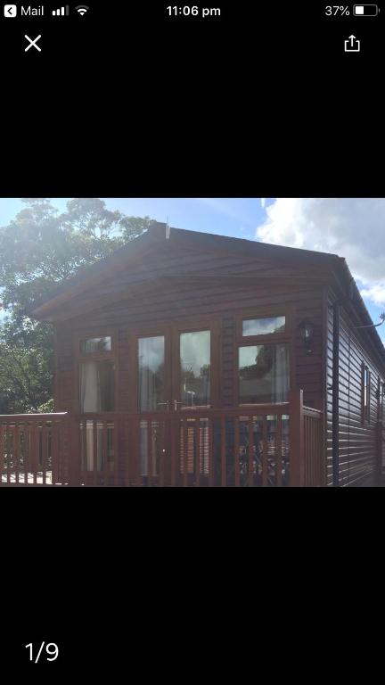 Brooke burn lodge