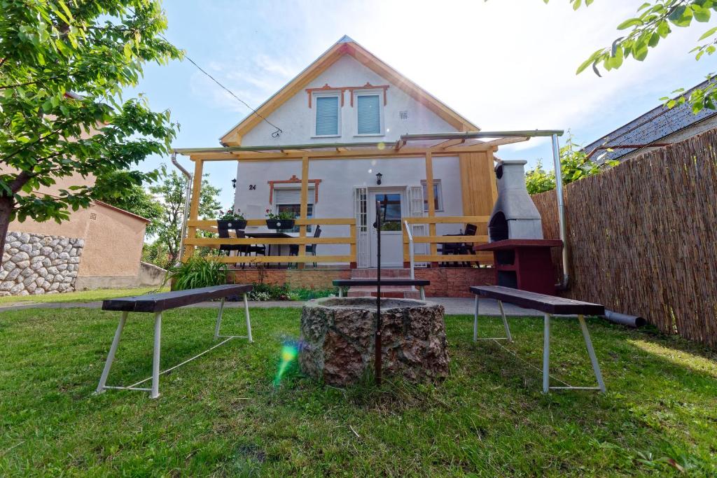Zsoryka Vendeghaz — Hotel in Mezokovesd