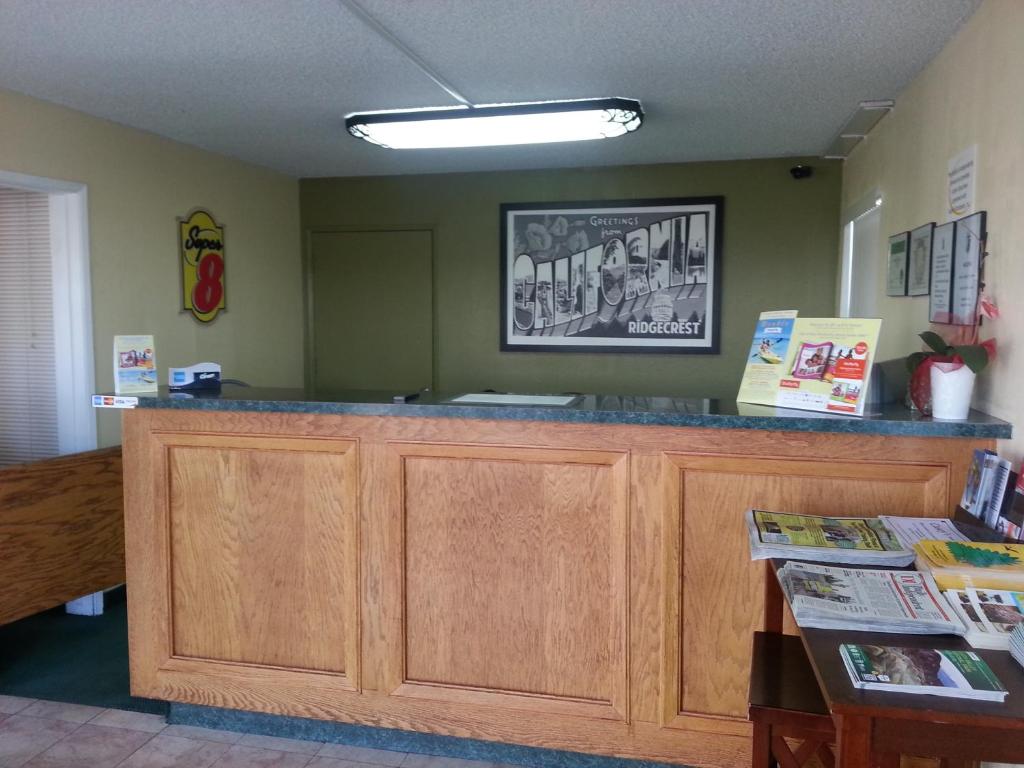 Super 8 By Wyndham Ridgecrest photo