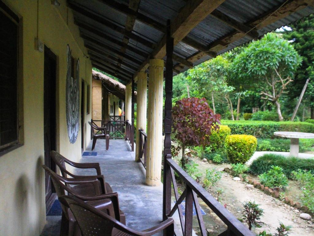 Bardia Jungle Cottage photo