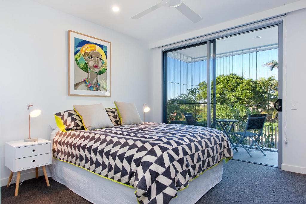 Bluey's Beach House - 5 Bedroom photo