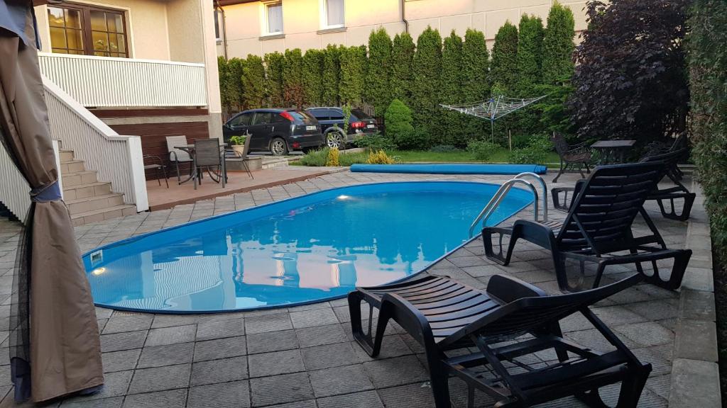 SAULES SVECIU NAMAI photo