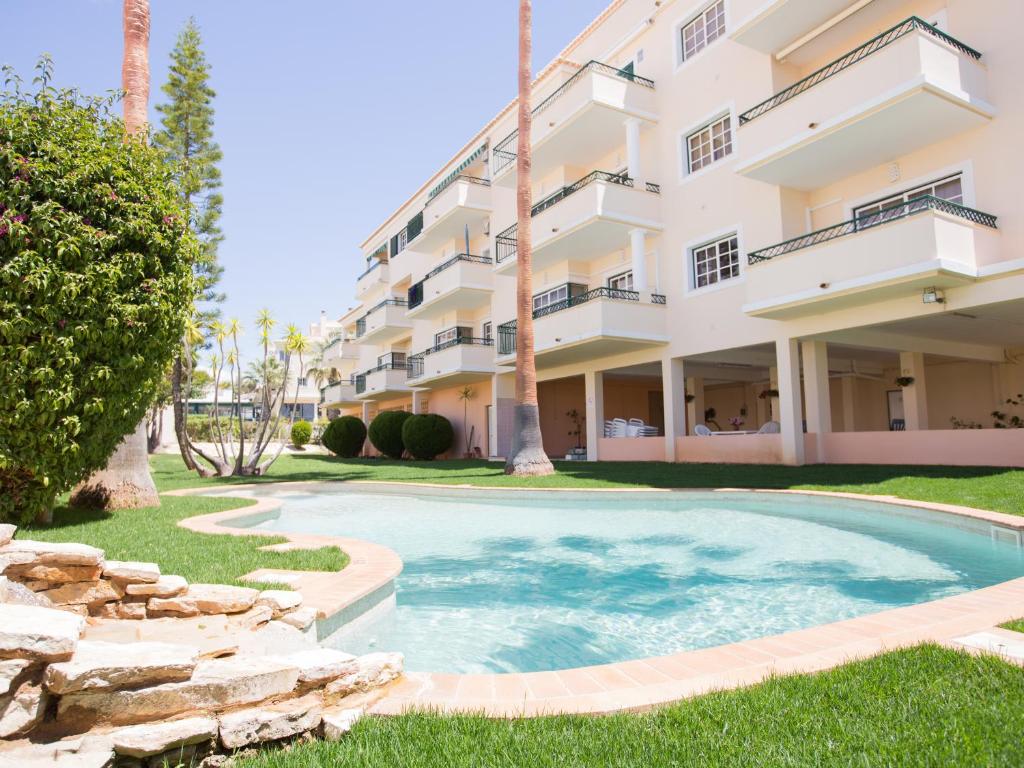 Swimming pool, Apartamentos Quinta da Praia in Alvor