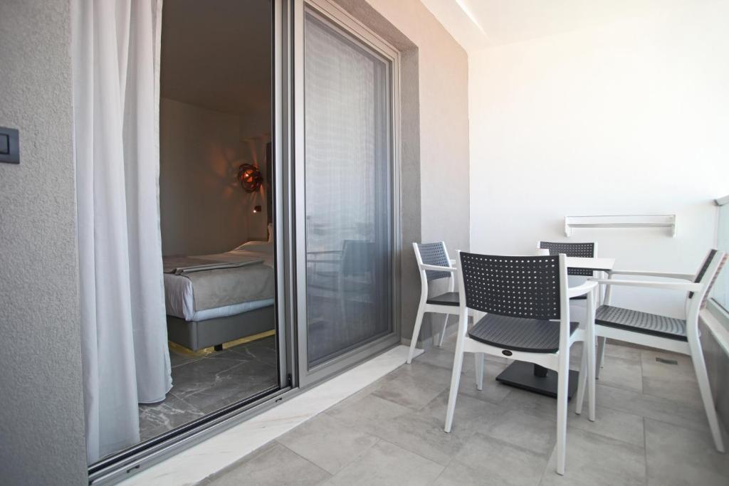Athinais Luxury Apartments photo