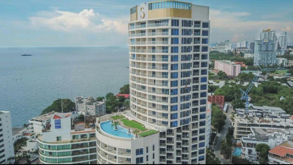 Sands Pratamnak, Pattaya South
