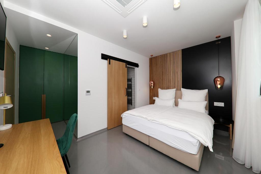 White Rooms Zadar345 — Hotel in Zadar