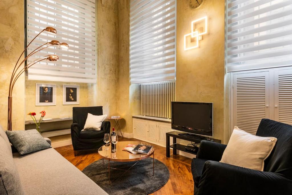 Chic Mamma Deluxe Loft Suite - 2