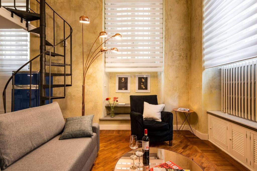 Chic Mamma Deluxe Loft Suite - 4